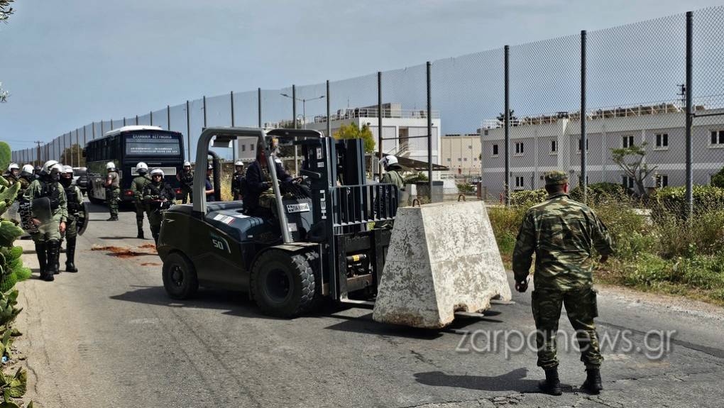 Διαδήλωση στα Χανιά και πορεία διαμαρτυρίας προς τη Βάση στο Ακρωτήρι